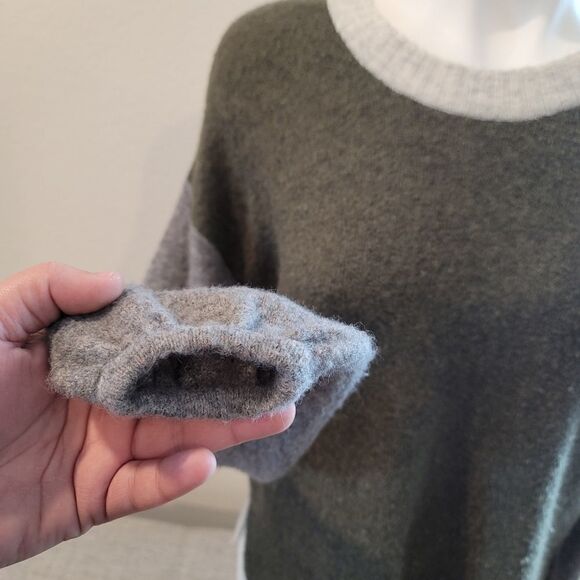 Madewell Women's Colorblock Payton Pullover Sweater - Picture 3 of 7